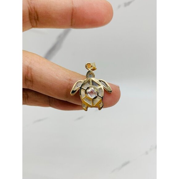 14k gold pendant turtle